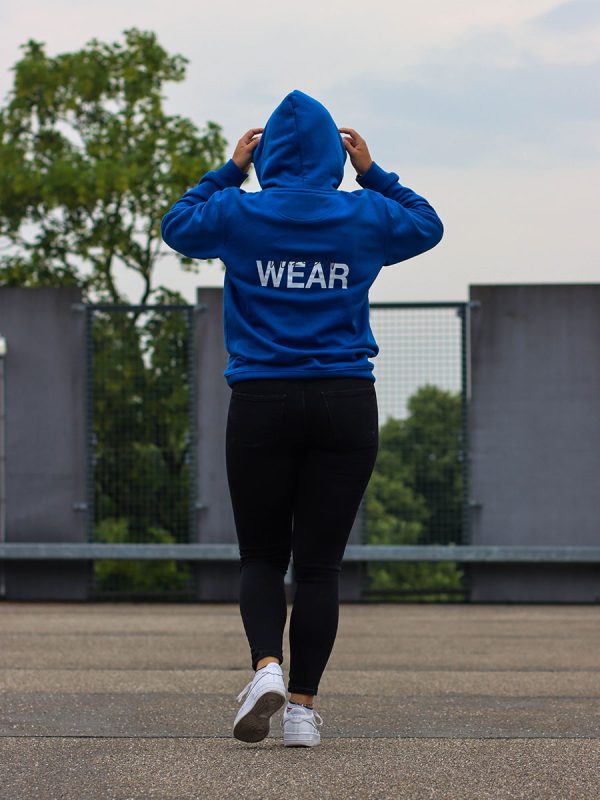 Een matchende hoodie voor met valentijn van Wurban Wear kan een chique anwb koppel outfit vormen