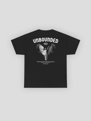 Een "statue" in de vorm van een engel maakt dit unbounded oversized streetwear shirt van Wurban Wear