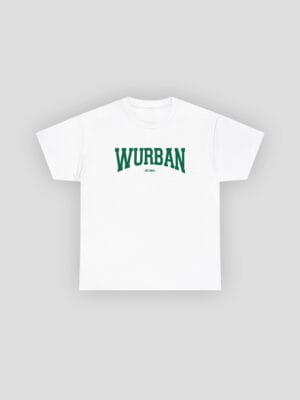 Een oversized shirt met de klassieke varsity style en heet varsity classic van Wurban Wear