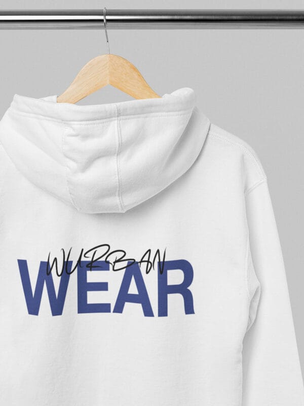 Een matchende hoodie voor met valentijn van Wurban Wear kan een chique anwb koppel outfit vormen